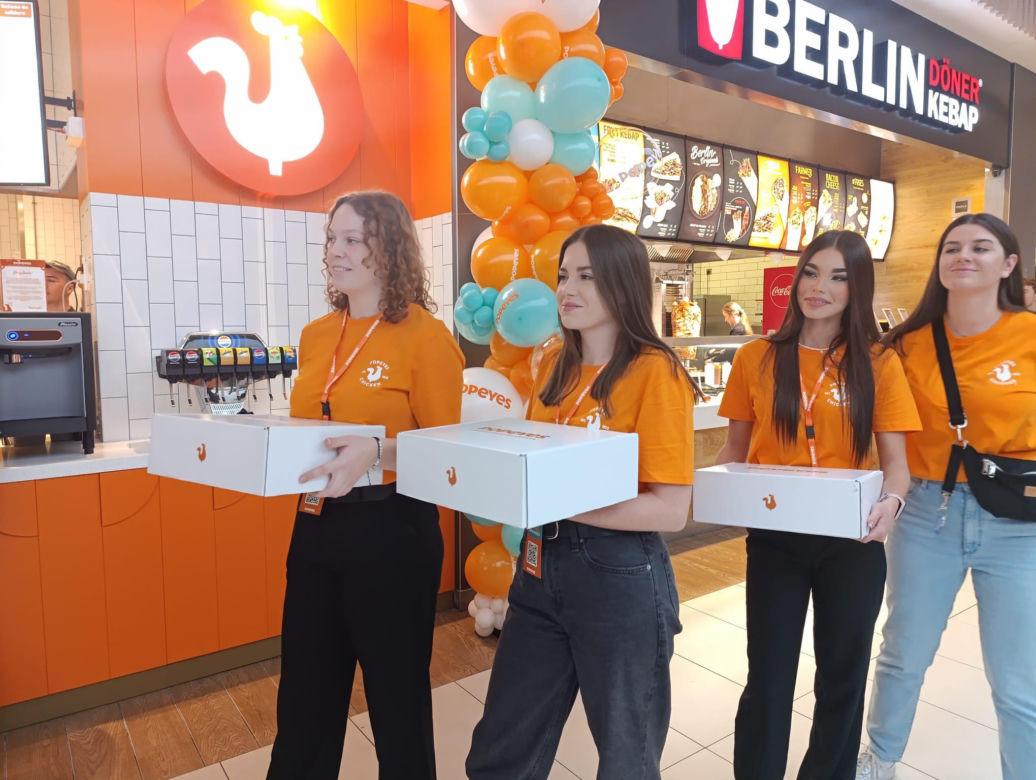 Kolejka czekała od 5 rano. Byliśmy na otwarciu Popeyes w Gdyni 