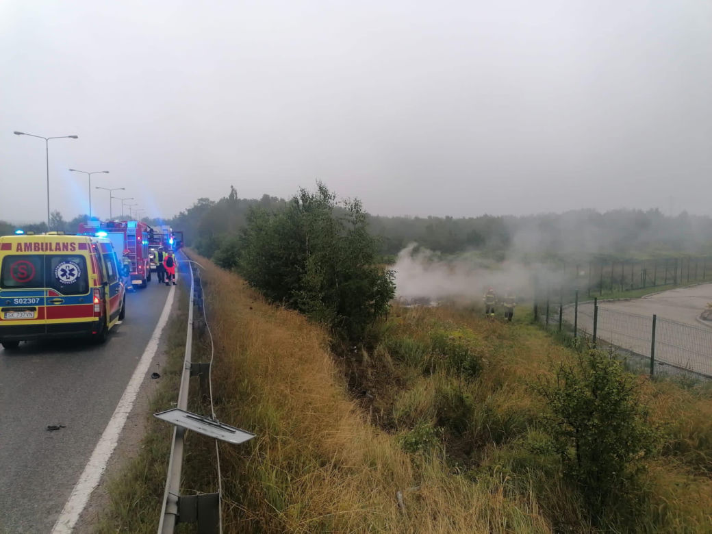 Wypadek w Łaziskach. Kierowca spłonął żywcem w BMW