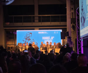 Chwalimyy się! Fotoreporter Super Expressu nagrodzony. Piotr Grzybowski z Grand Prix konkursu Pamięć W Kadrze