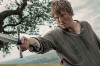 Już pierwszy odcinek zszokował fanów. Twórca komentuje: nie s*amy na czołówkę