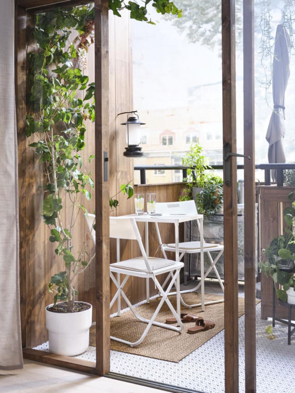 Meble na mały balkon