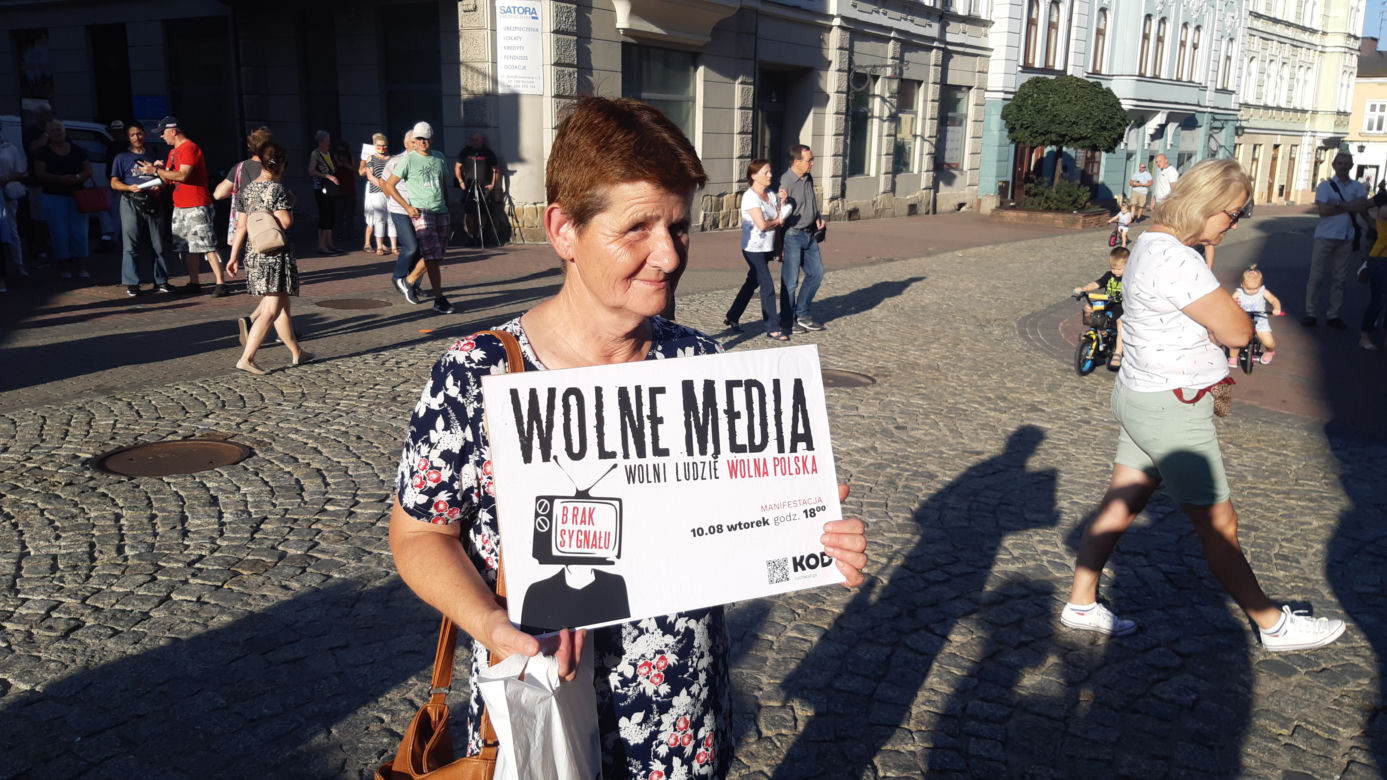 "Wolne media!". Mieszkańcy Tarnowa wyszli na ulicę 