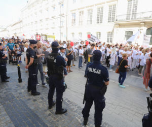 Protest pracowników służby zdrowia w Warszawie