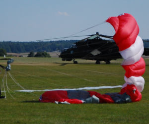 Skydive Chełm: Oderwij się od ziemi i wyskocz!