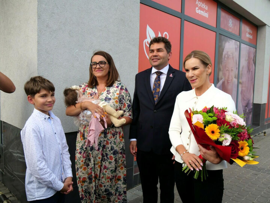 Marta Nawrocka śpiewała i gotowała z seniorami w Stalowej Woli