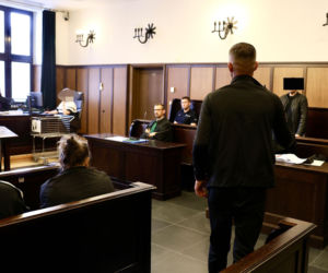 Pił piwo nad zwłokami Romana. Potem zadał mu 40 ciosów tasakiem. „Pamiętam tylko trzy”