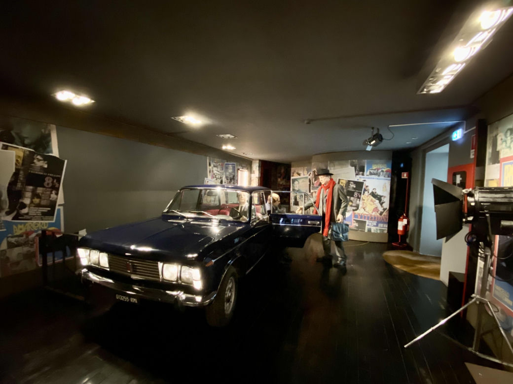 Cinecittà Studios - Fiat 125 P, którym Federico Fellini przyjeżdżał na plan
