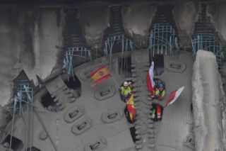 Karpatka się przebiła! Wydrążyła już całą nitkę ponad 2 km tunelu na drodze ekspresowej S19