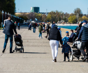 Gdynia: Tłumy na bulwarze. Powrócą zakazy?