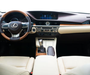 2016 Lexus ES