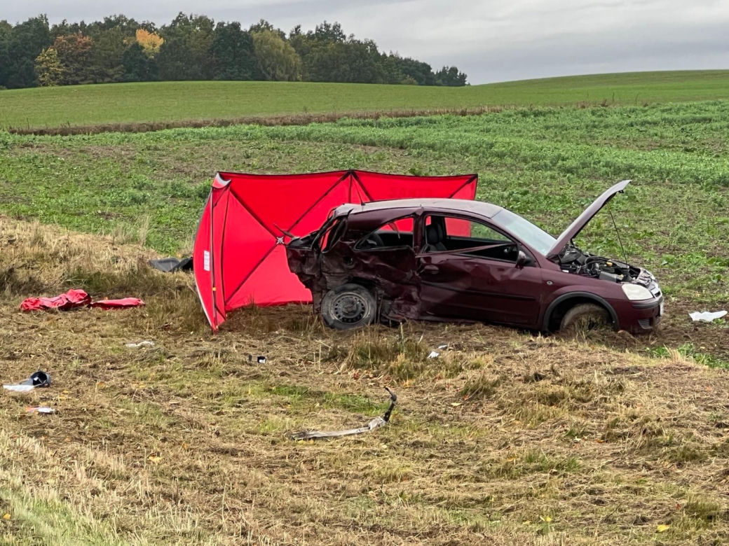 Wypadek na DK 25! Nie żyje jedna osoba [GALERIA]