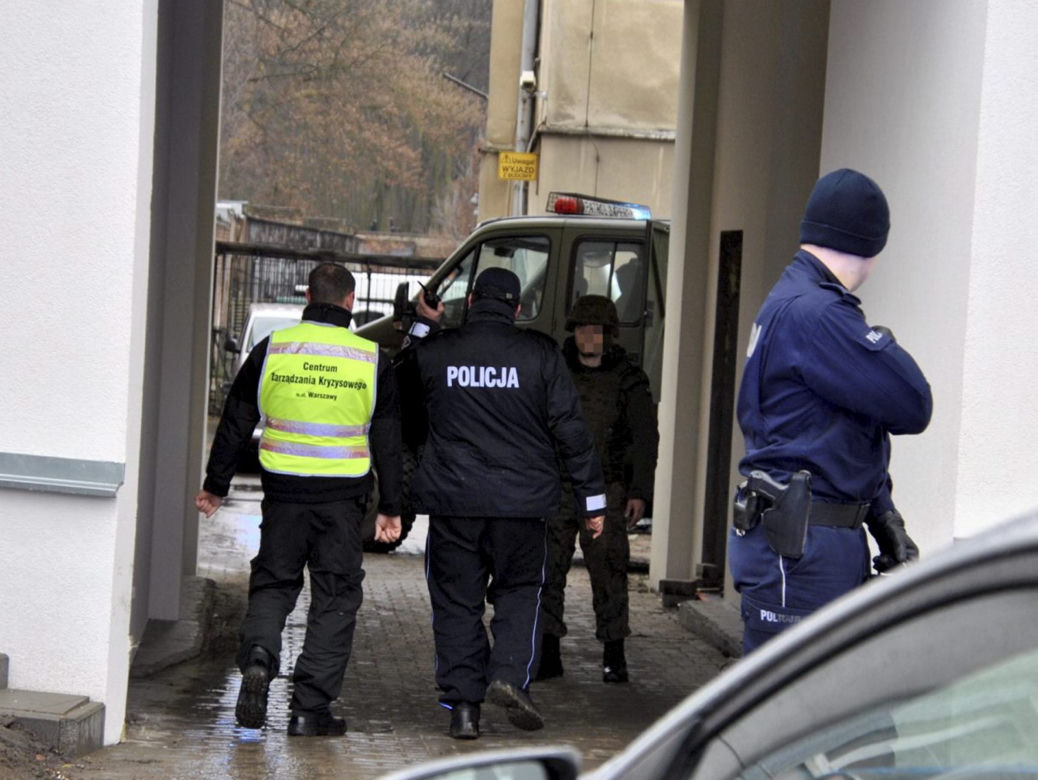 Niewybuch w szkole na ul. Okopowej! Ewakuowano 220 osób!