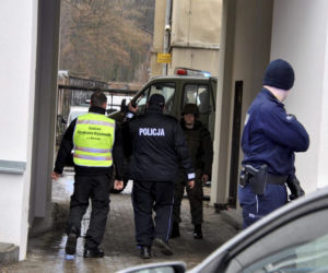 Niewybuch w szkole na ul. Okopowej! Ewakuowano 220 osób!