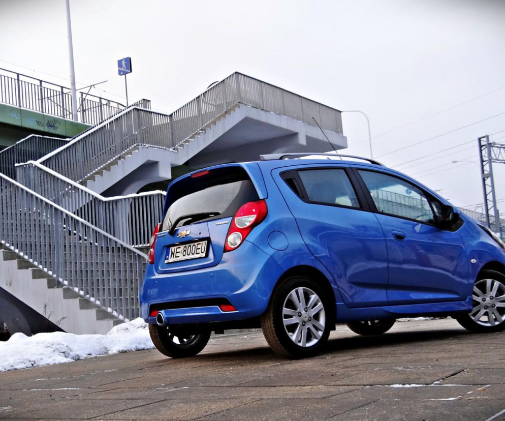 Chevrolet Spark lifting