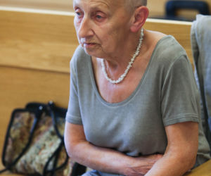 JESTEM BEZDOMNA PRZEZ FAŁSZYWEGO KSIĘDZA.
