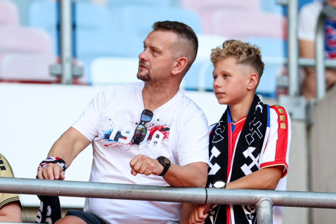 Zobaczcie zdjęcia kibiców z meczu Górnik - Fenerbahce i krótkie podsumowanie środowego spotkania na se.pl