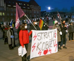 Strajk Kobiet w Szczecinie: Manifestacja na placu Solidarności - 28.01.2021