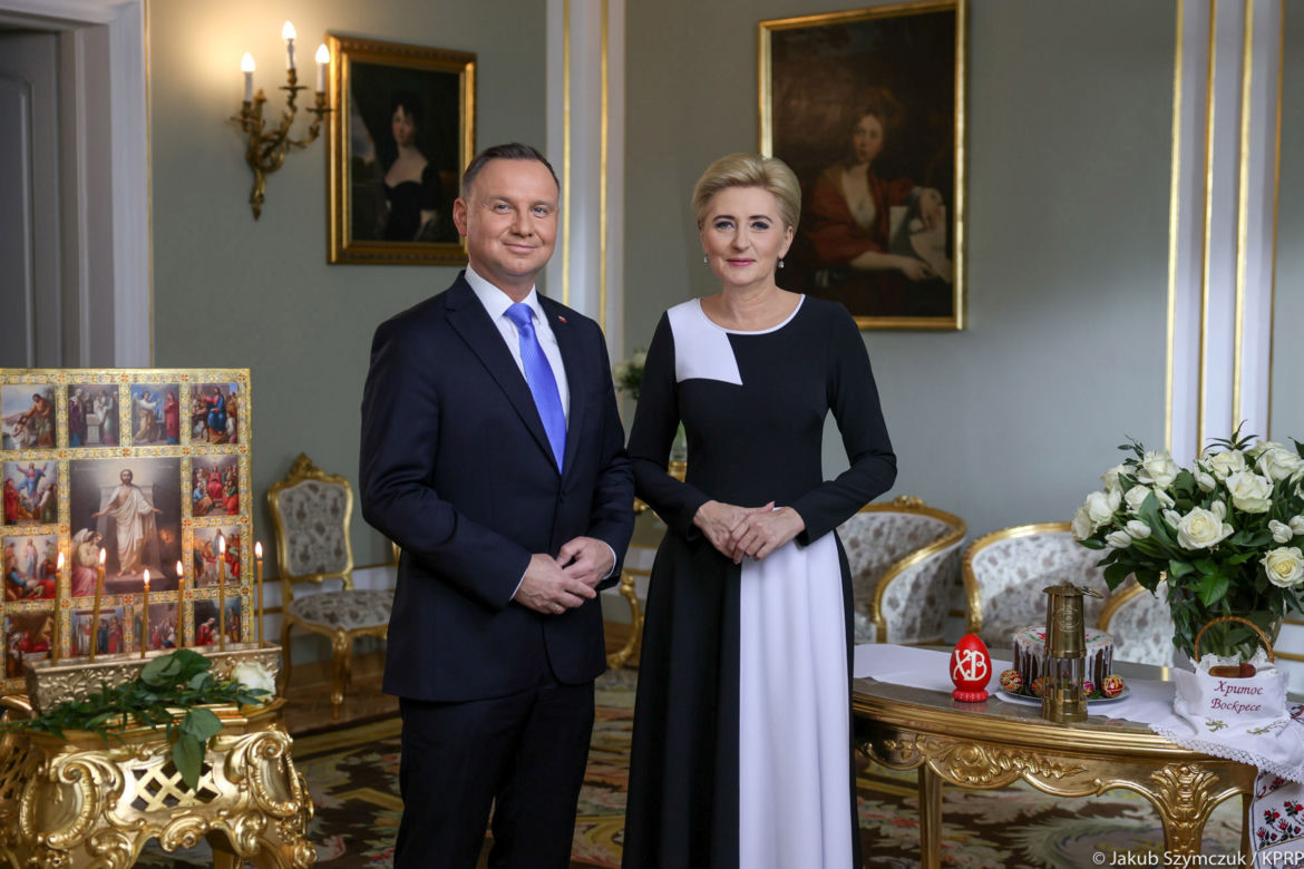 Jolanta Kwaśniewska gromi Agatę Dudę