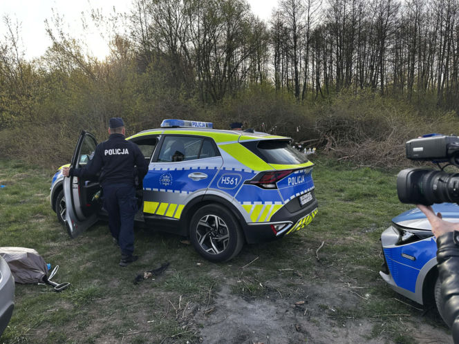 Rocznica tragedii zamieniła się w koszmar. Tajemniczy pakunek przerwał uroczystość