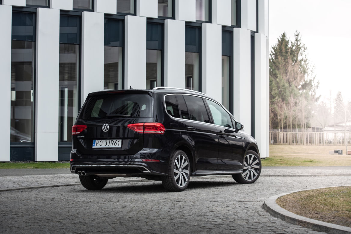 Volkswagen Touran Highline 2.0 TDI SCR 150 KM DSG