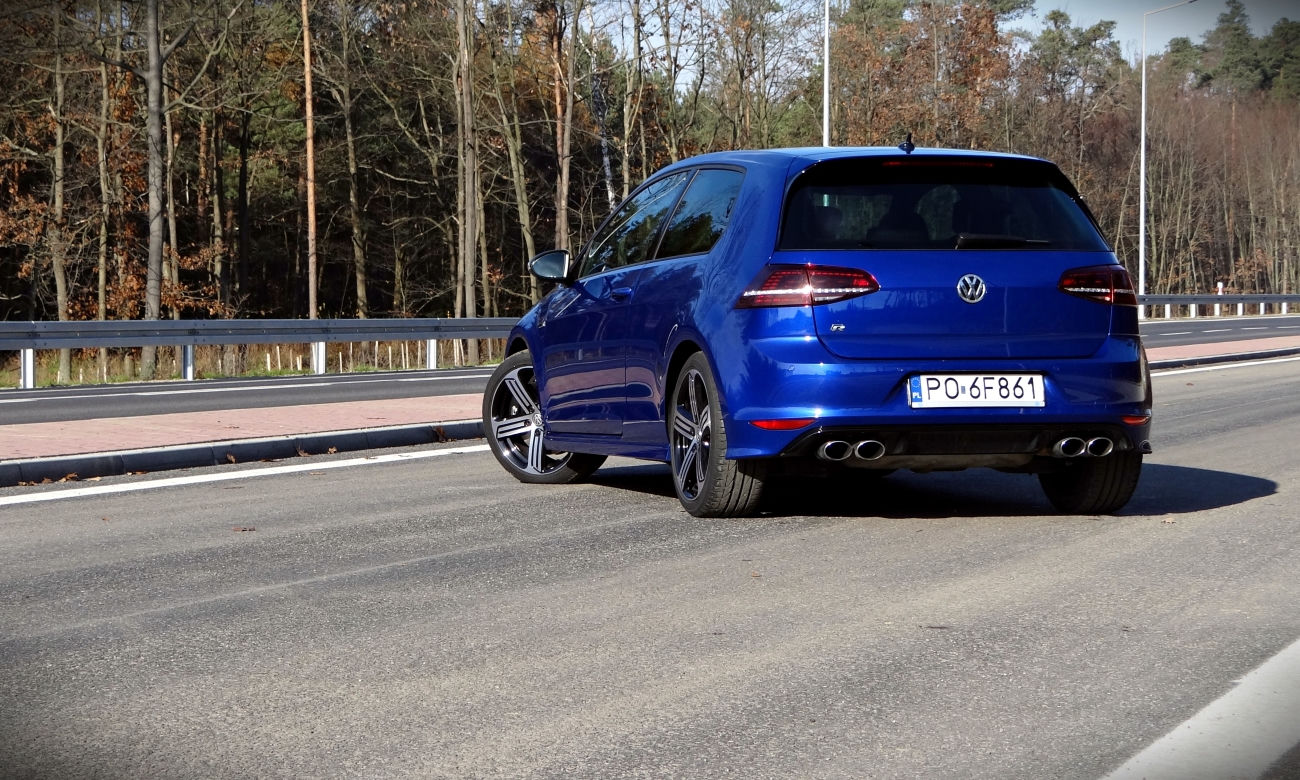 Volkswagen Golf R 2.0 TSI 300 KM