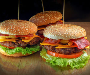 Gdzie iść na burgera w Bydgoszczy? Oto TOP 5 najlepszych burgerowi w mieście!