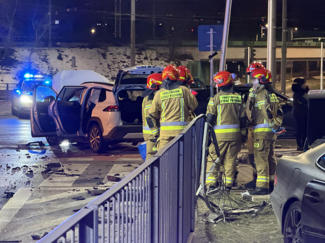 Wypadek na Rondzie Żaba w Warszawie