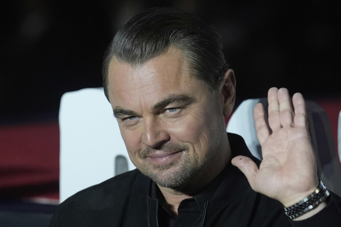 DiCaprio spotyka się z 27-latką, bo mama mu kazała! Zagadka rozwiązana