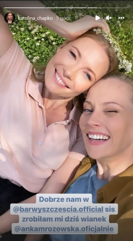 Barwy szczęścia na planie: Dominika (Karolina Chapko), Renata (Ania Mrozowska)