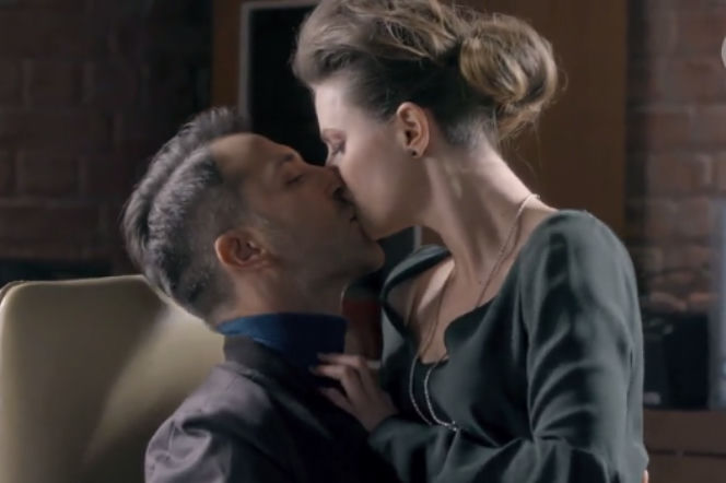Singielka odcinek 66, Mikołaj (Filip Bobek), Malena (Laura Breszka)