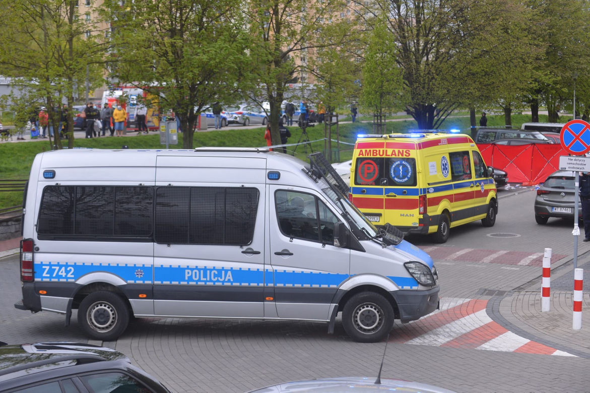 Policja otoczyła taśmą teren pralni i parawany