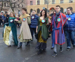 Polonez na placu Krakowskim w Zabrzu