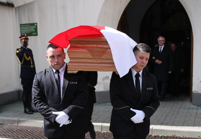 Ból, rozpacz, łzy. Poruszające sceny na pogrzebie Łukasza Litewki