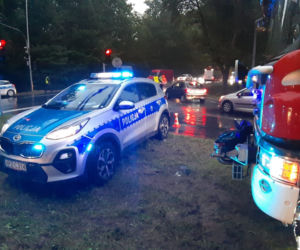 Potworny wypadek w Pilawie  pod Piasecznem. Jedna osoba nie żyje