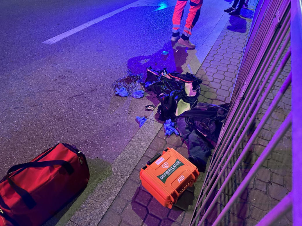Motocyklista roztrzaskał się na Moście Gdańskim. Trafił do szpitala