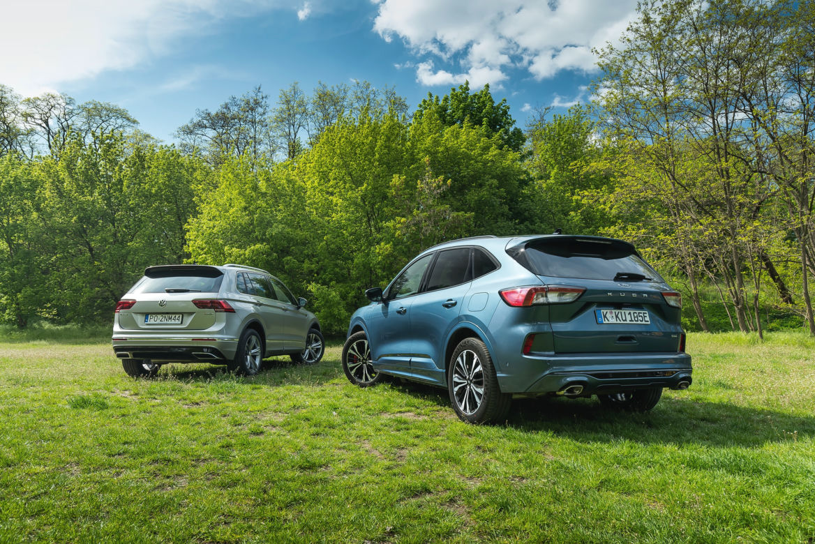Ford Kuga 2.5 Plug-In Hybrid vs. Volkswagen Tiguan 2.0 TSI 