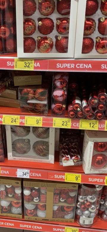  Za ile ubierzesz choinkę? Sprawdziliśmy ceny bombek, ozdób i lampek w Bydgoszczy