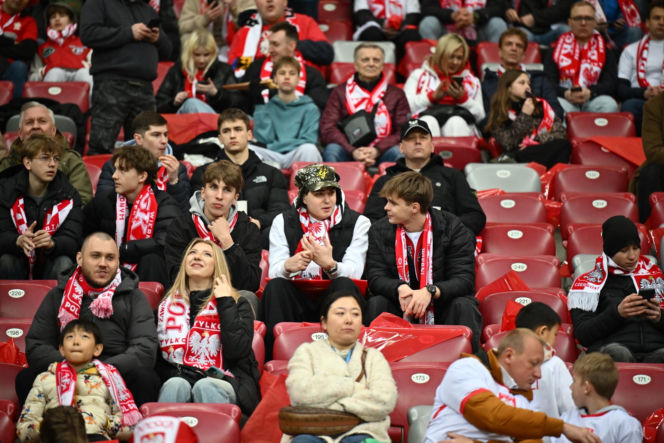 Tak się bawią kibice na meczu Polska - Albania. Gorąca atmosfera na PGE Narodowym