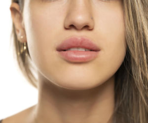 Powiększanie ust bez wypełniaczy?  Lip flip daje spektakularny i naturalny efekt