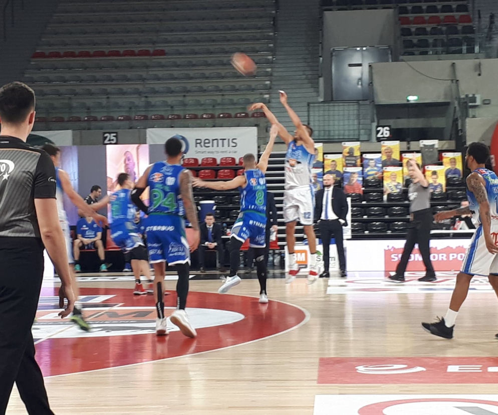 Stal wygrywa z Anwilem