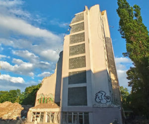 Rozbiórka Domu Marynarza - lipiec 2020