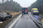 Groźny wypadek pod Toruniem! Zderzyły się osobówka i ciężarówka