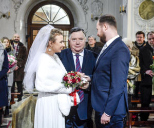 Mieczysław Hryniewicz od lat zachwyca widzów. Tak zmieniał się gwiazdor „Na Wspólnej”