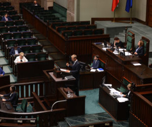 PiS boi się przegranej w wyborach