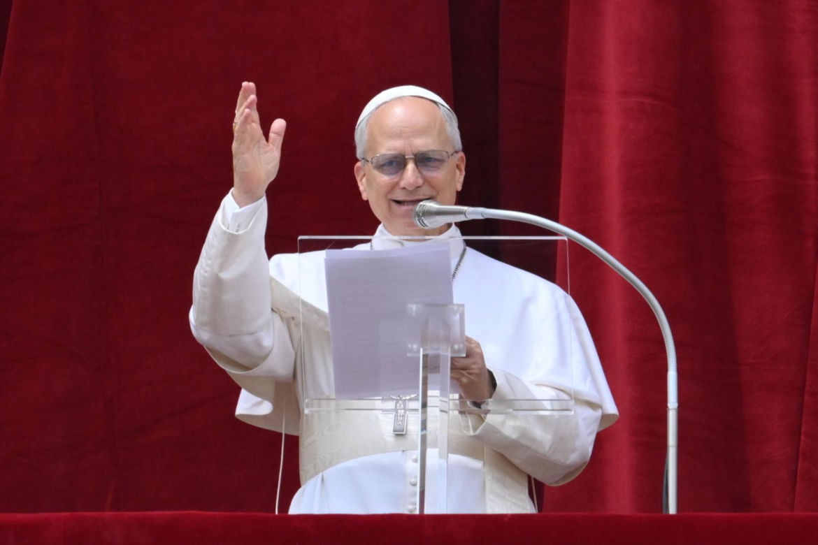 Leon XIV podczas modlitwy Regina Caeli zaapelował o modlitwę o powołania i odwagę dla młodych ludzi