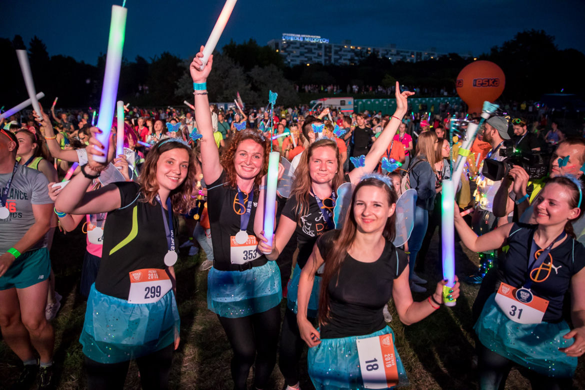 ESKA LEDs RUN  - zdjęcia z biegu innego niż wszystkie