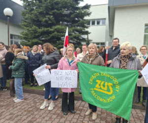 Protest pracowników ZUS-u w Starachowicach