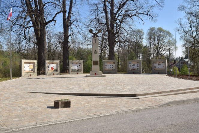 To miasto ma jeden z najpiękniejszych ratuszy w Małopolsce. Leży blisko najcieplejszego miejsca w województwie