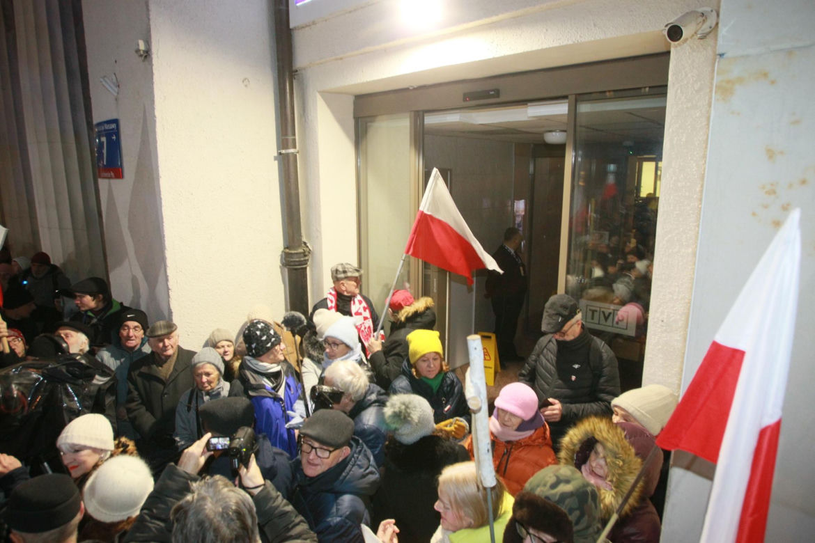 Protest przed siedzibą TVP 