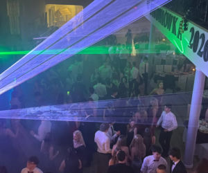 Studniówka pełna blasku i emocji! Tak bawili się maturzyści II LO w Bydgoszczy [ZDJĘCIA]